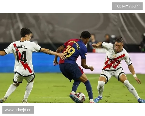 巴萨进攻层次下滑,从流畅配合到推进停滞