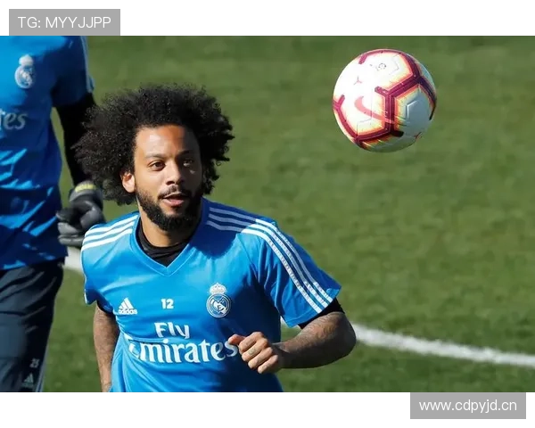 马塞洛与阿方索的边路推进偏移及体系参与差异