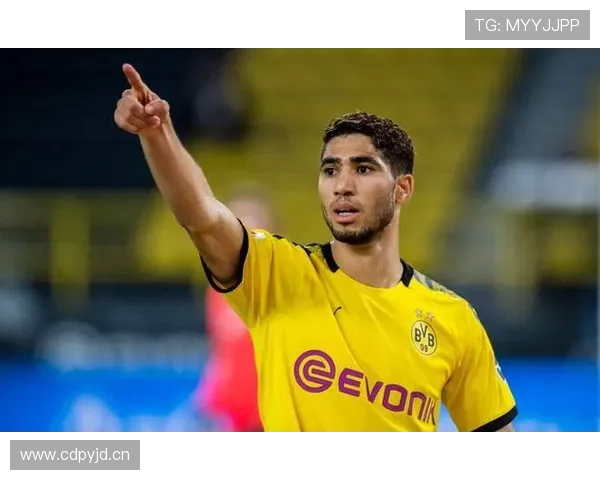 阿什拉夫与阿诺德：冲击型和组织型边卫的战术角色对比