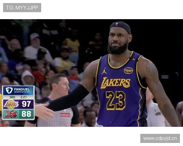 詹姆斯关键战得分结构变化：无球占比提升主导湖人进攻